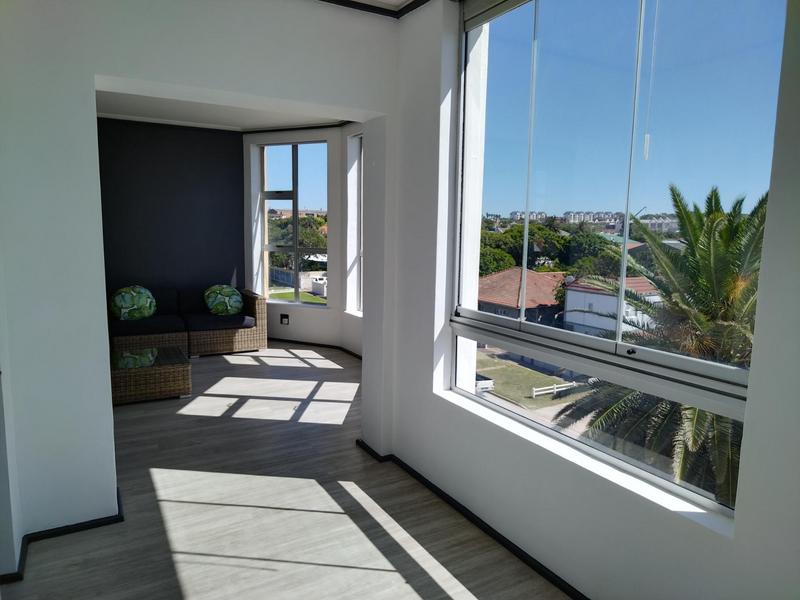 2 Bedroom Property for Sale in Summerstrand Eastern Cape